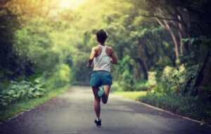 Nên chạy bộ bao nhiêu phút mỗi ngày để khỏe đẹp toàn diện?