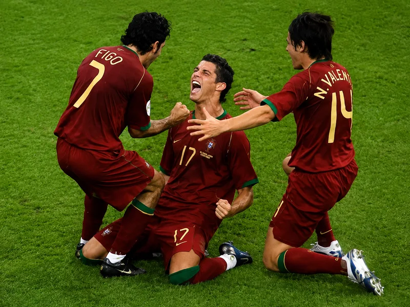Thế hệ vàng của Bồ Đào Nha với Figo, Deco và Ronaldo từng tiến rất gần trận chung kết World Cup 2006.