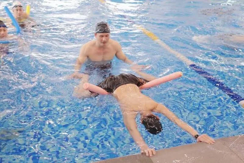 Kỹ thuật bơi ếch